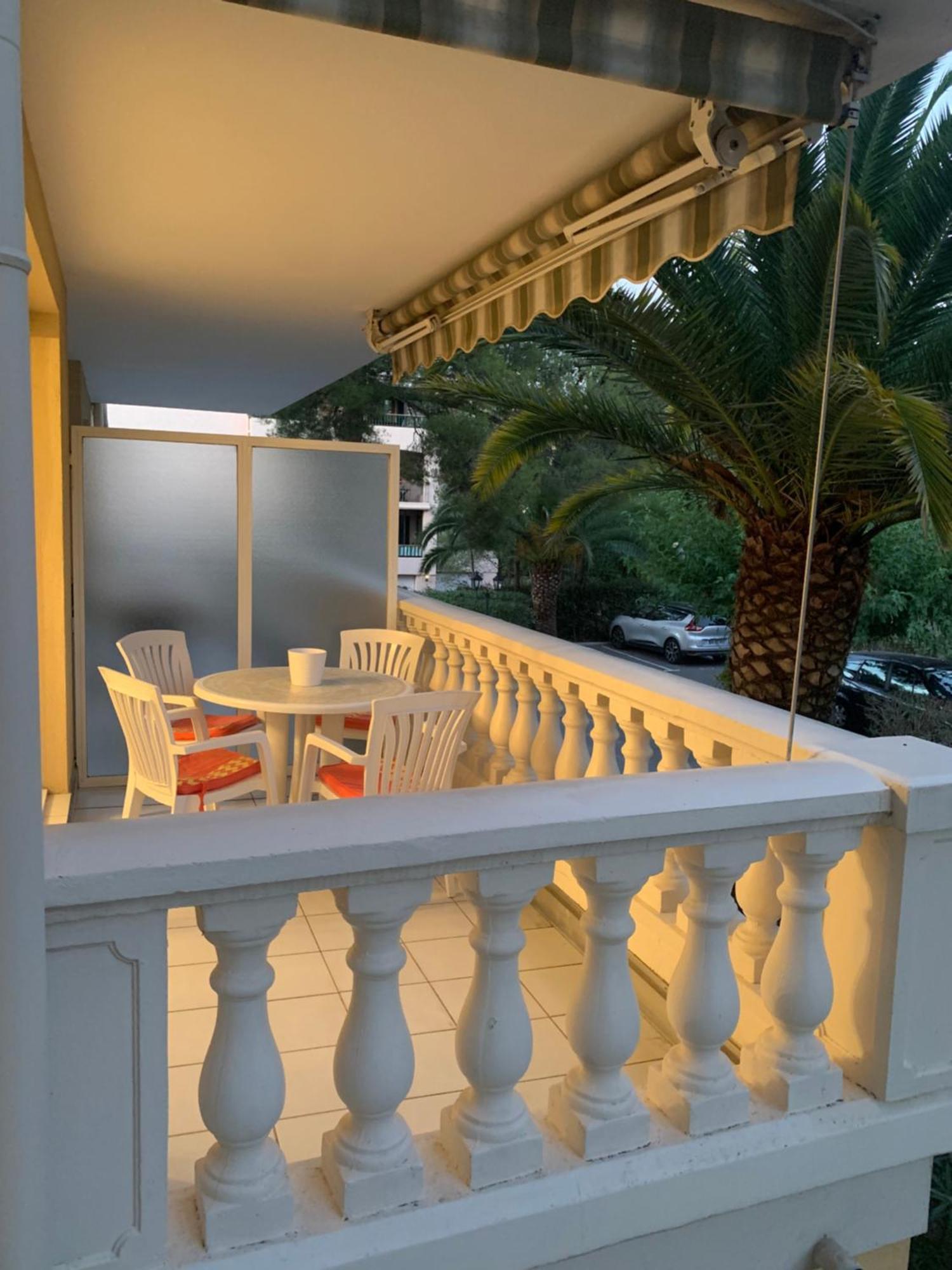 Apartament Le Tropical Fréjus Zewnętrze zdjęcie