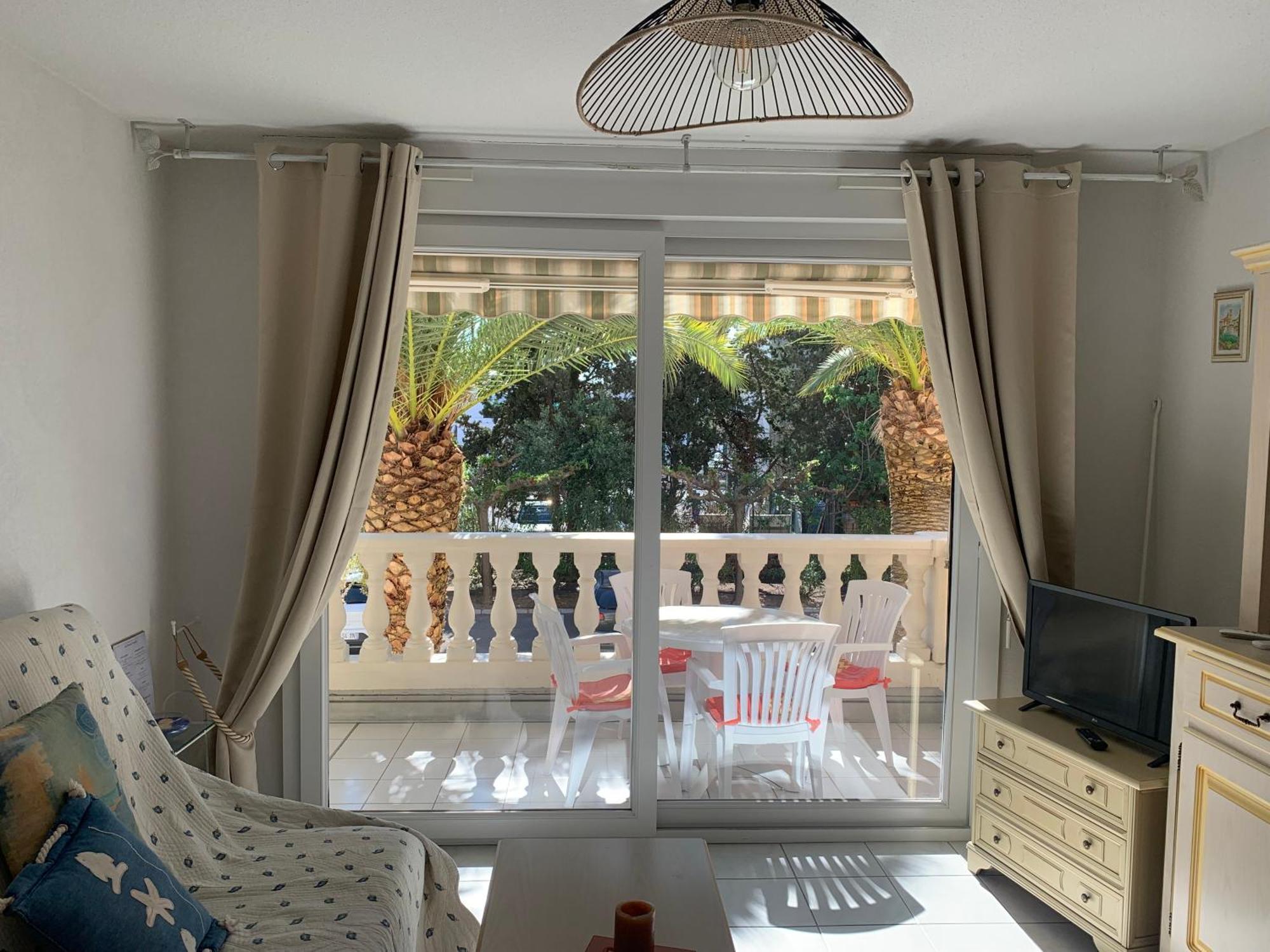 Apartament Le Tropical Fréjus Zewnętrze zdjęcie
